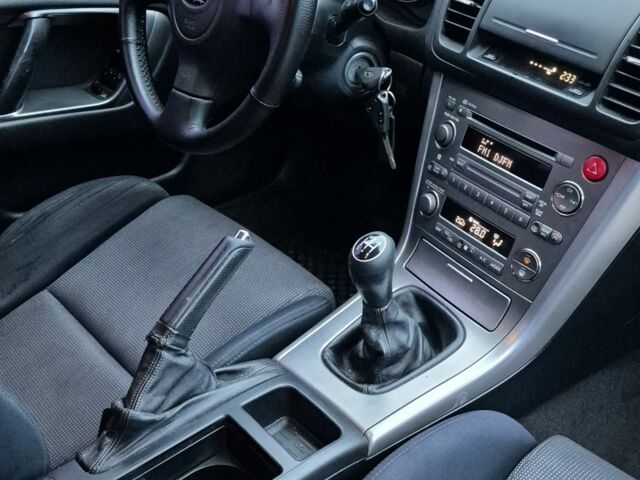 Синий Субару Легаси, объемом двигателя 2.5 л и пробегом 224 тыс. км за 4100 $, фото 19 на Automoto.ua