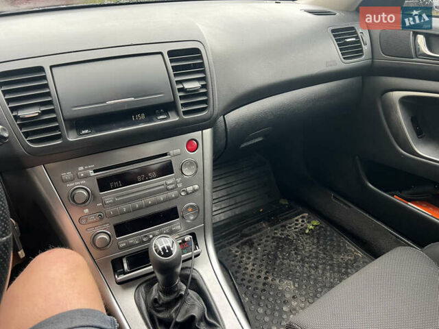 Синій Субару Легасі, об'ємом двигуна 1.99 л та пробігом 340 тис. км за 4650 $, фото 5 на Automoto.ua