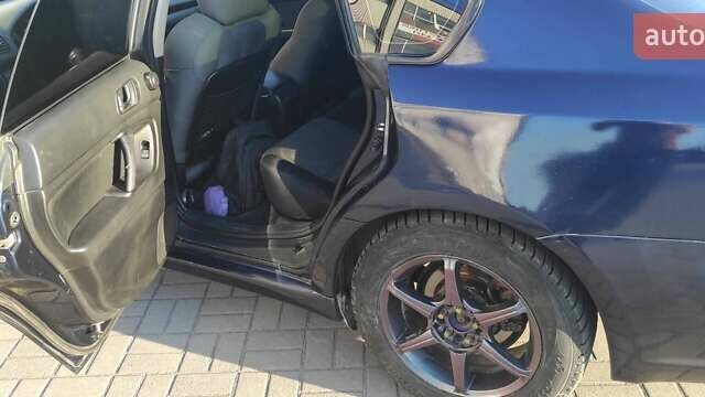 Синій Субару Легасі, об'ємом двигуна 2 л та пробігом 364 тис. км за 3800 $, фото 4 на Automoto.ua