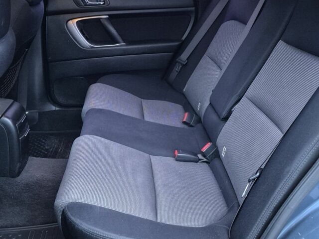 Синий Субару Легаси, объемом двигателя 2.5 л и пробегом 224 тыс. км за 4100 $, фото 17 на Automoto.ua