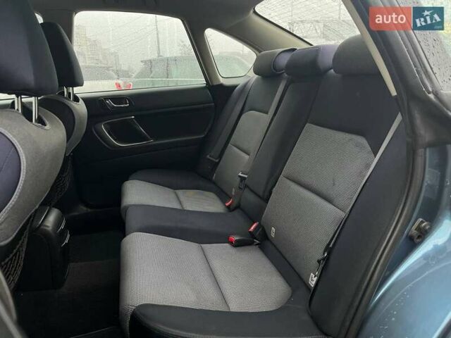 Синій Субару Легасі, об'ємом двигуна 1.99 л та пробігом 242 тис. км за 7290 $, фото 12 на Automoto.ua