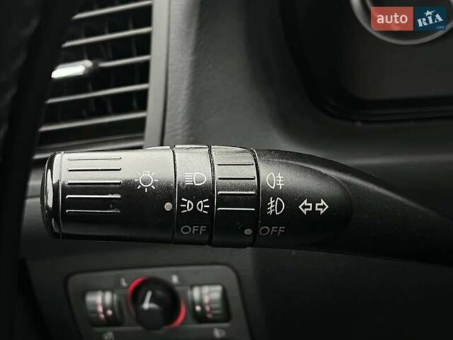 Синій Субару Легасі, об'ємом двигуна 1.99 л та пробігом 242 тис. км за 7290 $, фото 17 на Automoto.ua