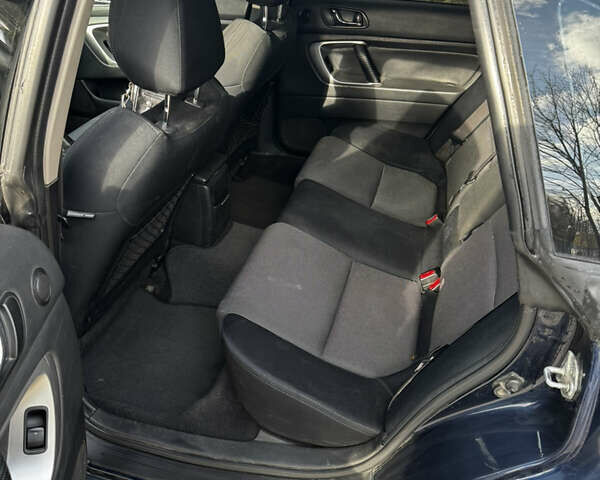 Синий Субару Легаси, объемом двигателя 2 л и пробегом 365 тыс. км за 2000 $, фото 7 на Automoto.ua