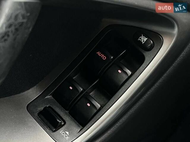 Синій Субару Легасі, об'ємом двигуна 1.99 л та пробігом 242 тис. км за 7290 $, фото 15 на Automoto.ua