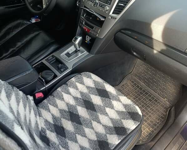 Синий Субару Легаси, объемом двигателя 2.46 л и пробегом 280 тыс. км за 8500 $, фото 2 на Automoto.ua