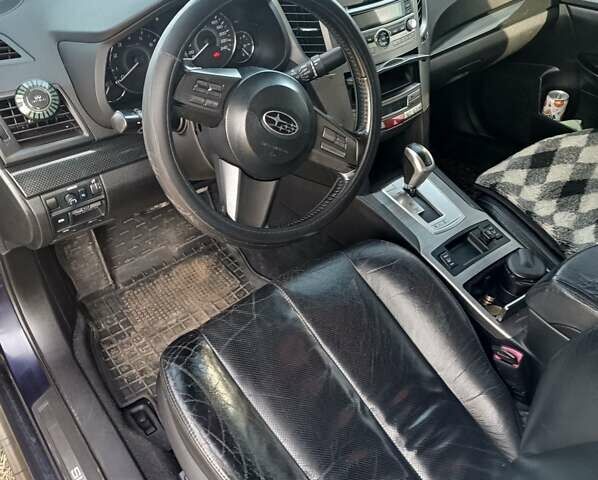 Синий Субару Легаси, объемом двигателя 2.46 л и пробегом 280 тыс. км за 8100 $, фото 4 на Automoto.ua