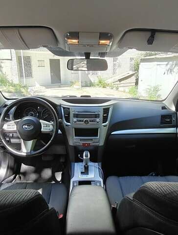 Синій Субару Легасі, об'ємом двигуна 2 л та пробігом 179 тис. км за 8600 $, фото 1 на Automoto.ua