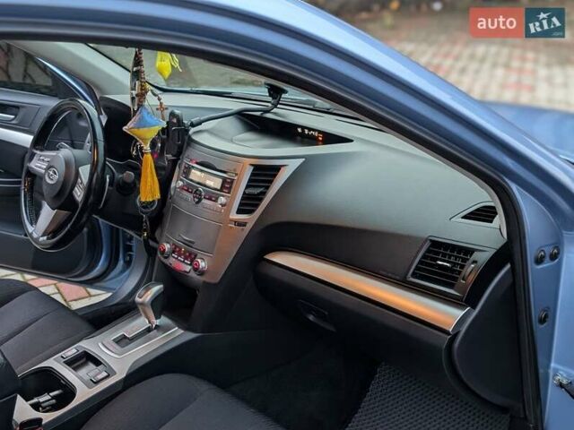 Синий Субару Легаси, объемом двигателя 2.5 л и пробегом 272 тыс. км за 7799 $, фото 27 на Automoto.ua