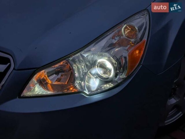 Синий Субару Легаси, объемом двигателя 2.5 л и пробегом 272 тыс. км за 7799 $, фото 10 на Automoto.ua