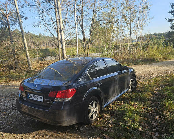 Синій Субару Легасі, об'ємом двигуна 2.46 л та пробігом 270 тис. км за 8200 $, фото 2 на Automoto.ua