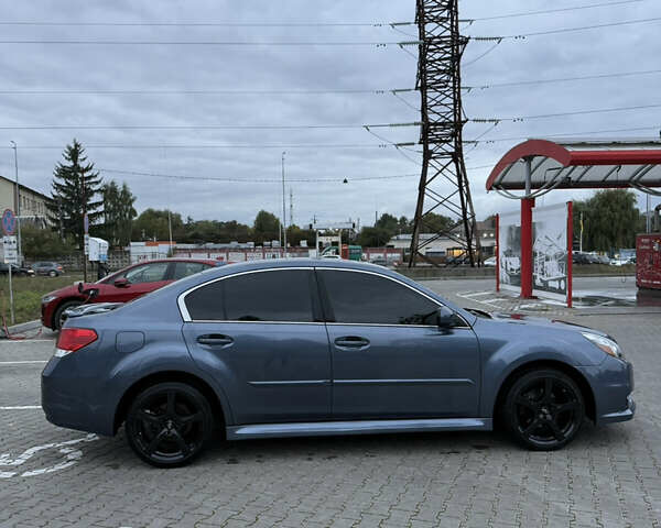 Синій Субару Легасі, об'ємом двигуна 2.46 л та пробігом 187 тис. км за 10000 $, фото 6 на Automoto.ua