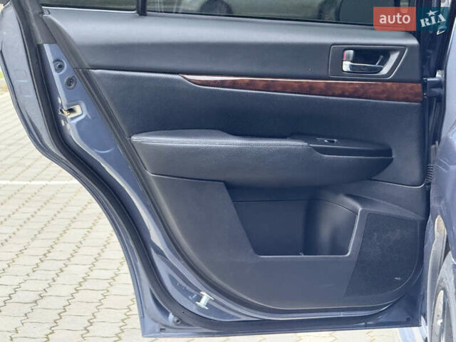 Синій Субару Легасі, об'ємом двигуна 2.46 л та пробігом 191 тис. км за 7999 $, фото 23 на Automoto.ua