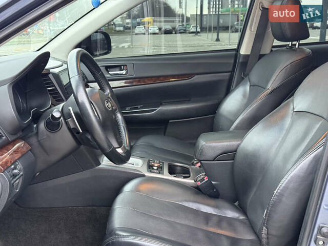 Синій Субару Легасі, об'ємом двигуна 2.46 л та пробігом 191 тис. км за 7999 $, фото 31 на Automoto.ua