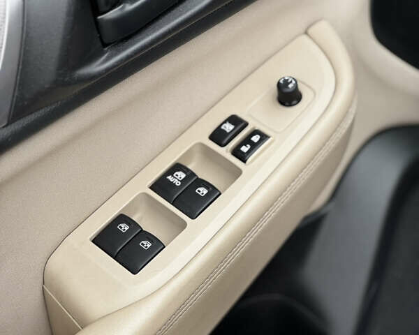 Синий Субару Легаси, объемом двигателя 2.5 л и пробегом 232 тыс. км за 8500 $, фото 7 на Automoto.ua