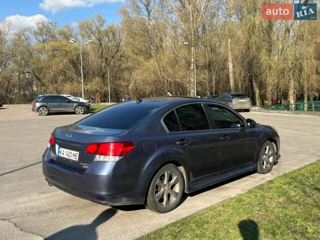 Синій Субару Легасі, об'ємом двигуна 2.46 л та пробігом 284 тис. км за 8000 $, фото 3 на Automoto.ua