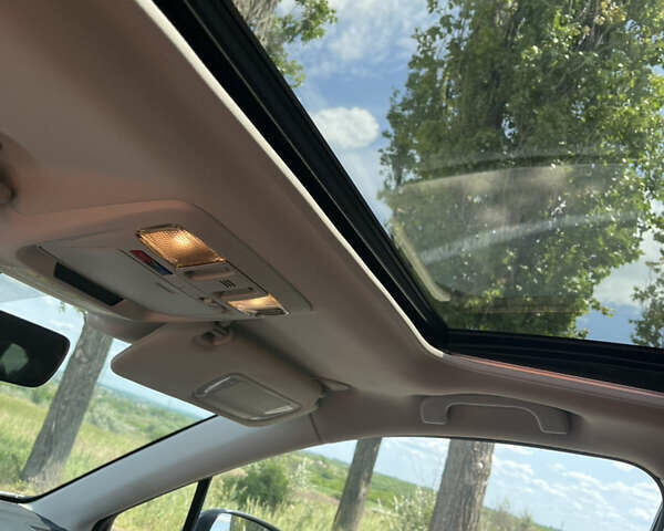 Синий Субару Легаси, объемом двигателя 2.5 л и пробегом 112 тыс. км за 11200 $, фото 3 на Automoto.ua