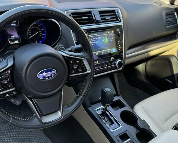 Синій Субару Легасі, об'ємом двигуна 2.46 л та пробігом 107 тис. км за 14000 $, фото 12 на Automoto.ua