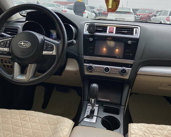 Синий Субару Легаси, объемом двигателя 2.46 л и пробегом 165 тыс. км за 10900 $, фото 7 на Automoto.ua