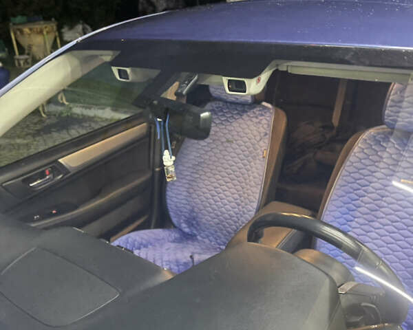 Синий Субару Легаси, объемом двигателя 2.5 л и пробегом 70 тыс. км за 16200 $, фото 6 на Automoto.ua