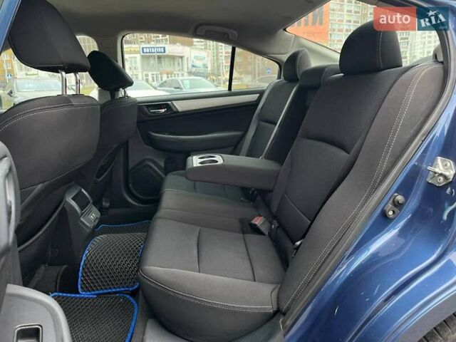 Синий Субару Легаси, объемом двигателя 2.46 л и пробегом 85 тыс. км за 13990 $, фото 9 на Automoto.ua