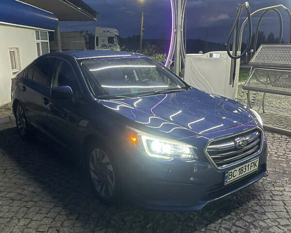 Синий Субару Легаси, объемом двигателя 2.5 л и пробегом 70 тыс. км за 16200 $, фото 2 на Automoto.ua