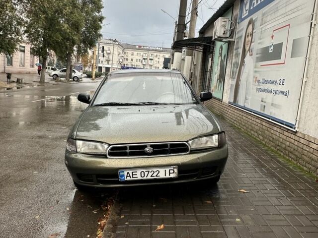 Зеленый Субару Легаси, объемом двигателя 2 л и пробегом 380 тыс. км за 1599 $, фото 1 на Automoto.ua