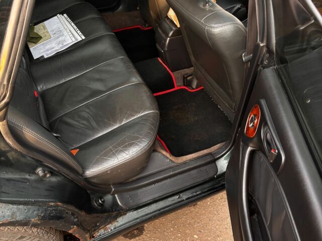 Зеленый Субару Легаси, объемом двигателя 2.5 л и пробегом 300 тыс. км за 2100 $, фото 7 на Automoto.ua