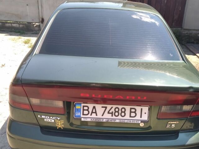 Зеленый Субару Легаси, объемом двигателя 2.5 л и пробегом 245 тыс. км за 3000 $, фото 9 на Automoto.ua