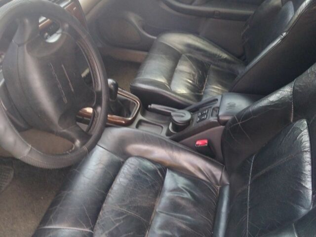 Зеленый Субару Легаси, объемом двигателя 2.5 л и пробегом 245 тыс. км за 3000 $, фото 7 на Automoto.ua