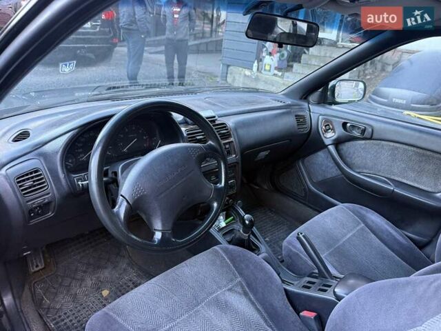 Зеленый Субару Легаси, объемом двигателя 2 л и пробегом 380 тыс. км за 2100 $, фото 3 на Automoto.ua
