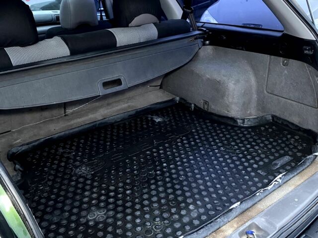 Зелений Субару Легасі, об'ємом двигуна 2.4 л та пробігом 289 тис. км за 3600 $, фото 13 на Automoto.ua