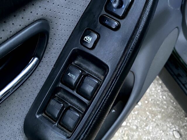 Зелений Субару Легасі, об'ємом двигуна 2.4 л та пробігом 289 тис. км за 3600 $, фото 16 на Automoto.ua