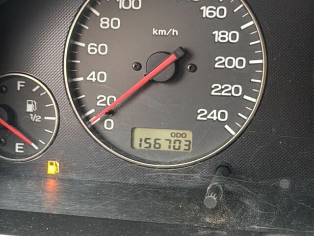 Зеленый Субару Легаси, объемом двигателя 2 л и пробегом 157 тыс. км за 3500 $, фото 5 на Automoto.ua