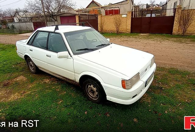 Білий Субару Леон, об'ємом двигуна 1.8 л та пробігом 350 тис. км за 700 $, фото 1 на Automoto.ua