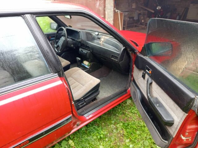 Субару Леон 1986 в Коломые на Automoto.ua Красный Субару Леон, объемом двигателя 1.8 л и пробегом 998 тыс. км за 850 $, фото 5 на Automoto.ua