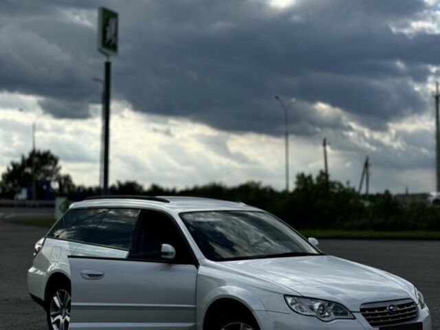 Білий Субару Аутбек, об'ємом двигуна 2.5 л та пробігом 152 тис. км за 6500 $, фото 29 на Automoto.ua