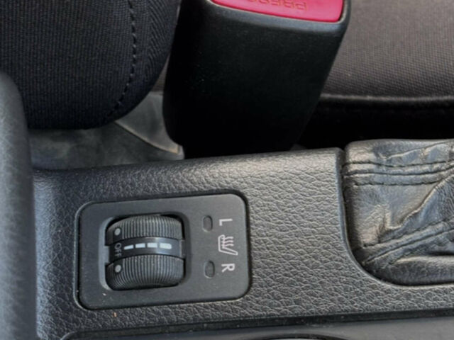 Білий Субару Аутбек, об'ємом двигуна 2.5 л та пробігом 152 тис. км за 6500 $, фото 6 на Automoto.ua