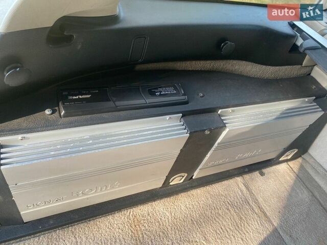 Білий Субару Аутбек, об'ємом двигуна 3 л та пробігом 315 тис. км за 6800 $, фото 20 на Automoto.ua