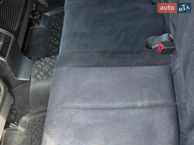 Білий Субару Аутбек, об'ємом двигуна 2.46 л та пробігом 210 тис. км за 10200 $, фото 7 на Automoto.ua