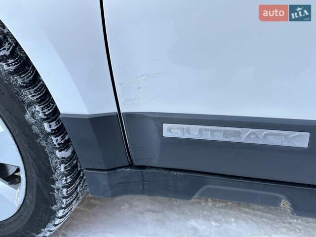 Білий Субару Аутбек, об'ємом двигуна 2.46 л та пробігом 209 тис. км за 10500 $, фото 24 на Automoto.ua