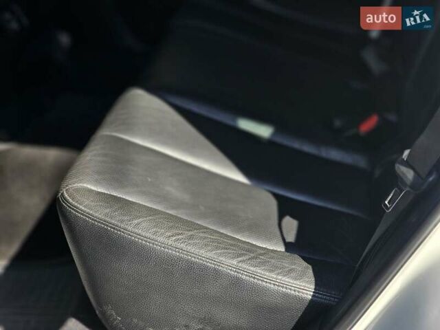 Білий Субару Аутбек, об'ємом двигуна 2.4 л та пробігом 265 тис. км за 8800 $, фото 12 на Automoto.ua