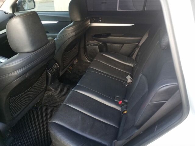 Білий Субару Аутбек, об'ємом двигуна 2.5 л та пробігом 250 тис. км за 6500 $, фото 5 на Automoto.ua