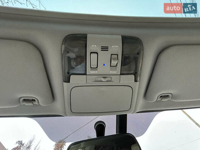 Белый Субару Аутбек, объемом двигателя 2.46 л и пробегом 194 тыс. км за 10300 $, фото 18 на Automoto.ua