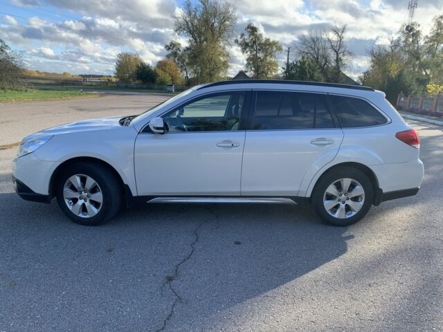 Білий Субару Аутбек, об'ємом двигуна 2 л та пробігом 355 тис. км за 8500 $, фото 10 на Automoto.ua