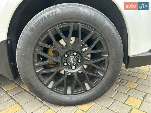 Белый Субару Аутбек, объемом двигателя 2.46 л и пробегом 194 тыс. км за 10300 $, фото 10 на Automoto.ua