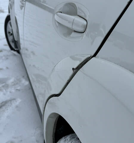 Білий Субару Аутбек, об'ємом двигуна 2.46 л та пробігом 210 тис. км за 8500 $, фото 8 на Automoto.ua