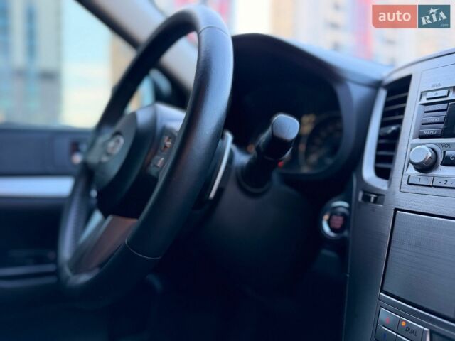 Белый Субару Аутбек, объемом двигателя 2.5 л и пробегом 260 тыс. км за 9300 $, фото 33 на Automoto.ua