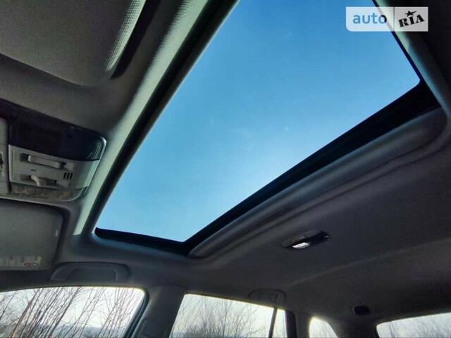 Белый Субару Аутбек, объемом двигателя 2.46 л и пробегом 250 тыс. км за 10000 $, фото 31 на Automoto.ua