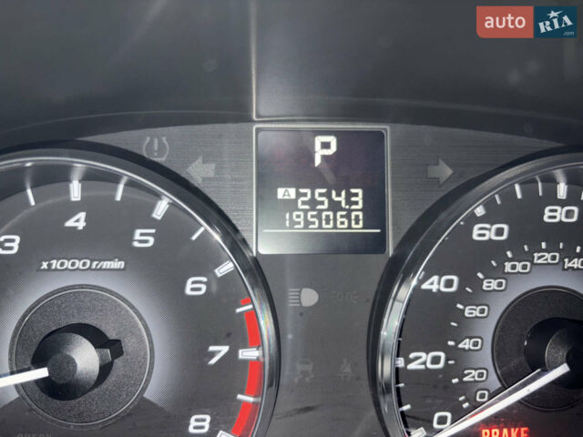 Белый Субару Аутбек, объемом двигателя 2.46 л и пробегом 312 тыс. км за 10000 $, фото 19 на Automoto.ua
