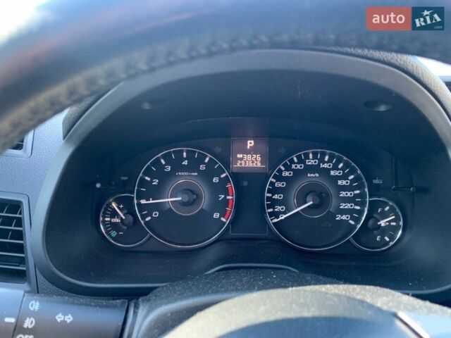 Білий Субару Аутбек, об'ємом двигуна 2.46 л та пробігом 293 тис. км за 9300 $, фото 7 на Automoto.ua